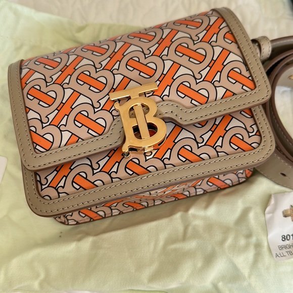 Burberry belt bag - Picture 2 of 3